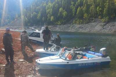 На Саяно-Шушенском водохранилище инспекторы заповедника ловили нарушителей закона