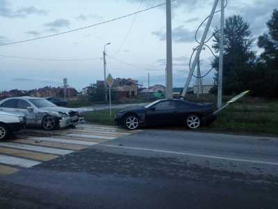 В Абакане неловкий маневр привел к ДТП с тремя машинами