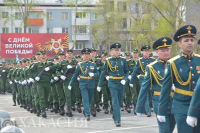 На Первомайской площади прошла генеральная репетиция Торжественного марша