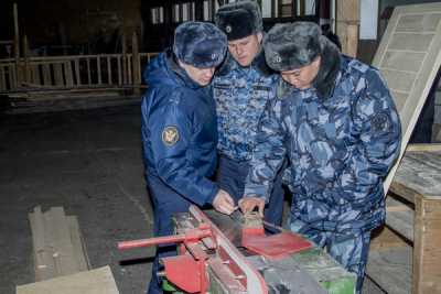 Гости из Тувы набирались опыта в хакасской колонии