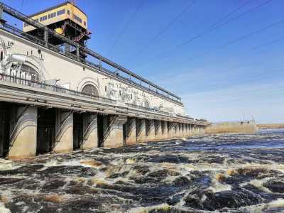 Сотрудников Нижегородской ГЭС обеспечили связью под водой