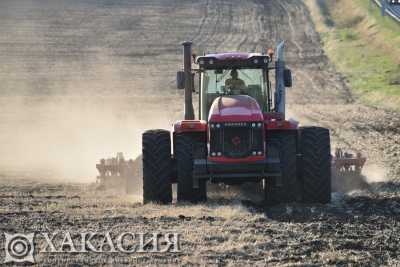 Аграрии Хакасии планируют увеличить посевные площади на 16 тысяч гектаров