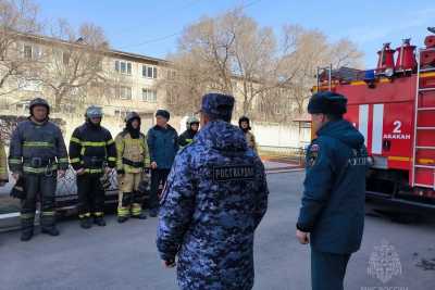 В Абакане спасатели и росгвардейцы провели учения