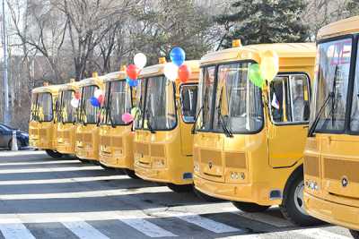 В Хакасию поступили 11 ПАЗов, пять «ГАЗелей» и два УАЗа. 