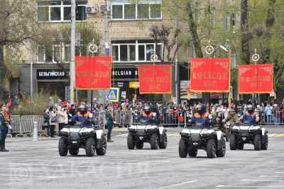 На Первомайской площади прошел Торжественный марш в День Победы