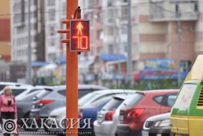 В Абакане еще на нескольких перекрестках введен режим «вокруг красный»